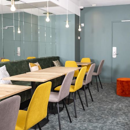 Hotel Baudouin Валенсиен Екстериор снимка